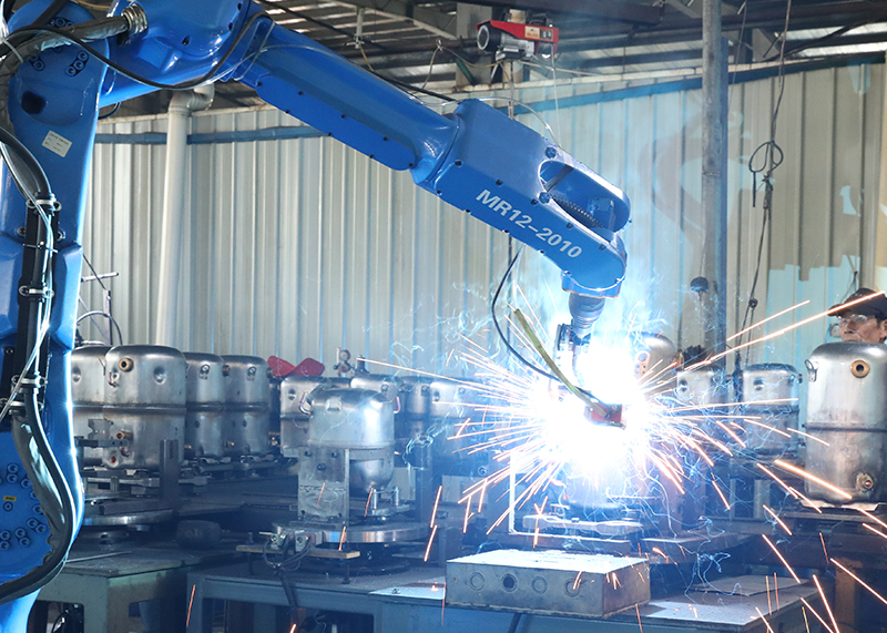 強(qiáng)強(qiáng)聯(lián)合！石特廣告圓滿完成浙江興發(fā)機(jī)車設(shè)備有限公司全方位品牌視覺服務(wù)