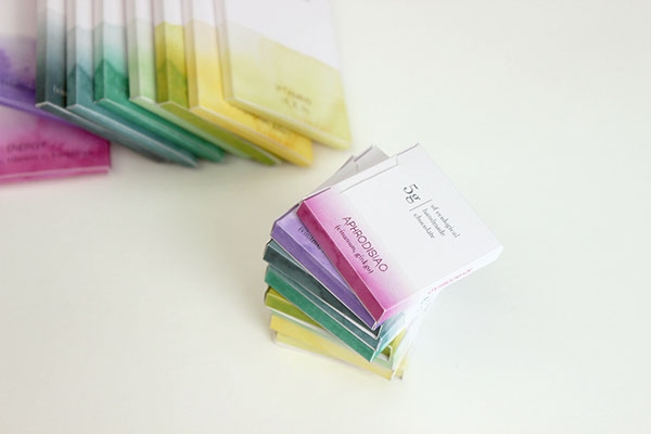 彩色之光， 生態(tài)手工巧克力食品包裝設(shè)計工程。